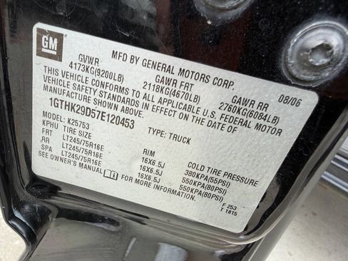 Used 2007 GMC Sierra 2500 SLE w/ Heavy-Duty Power Package image 18