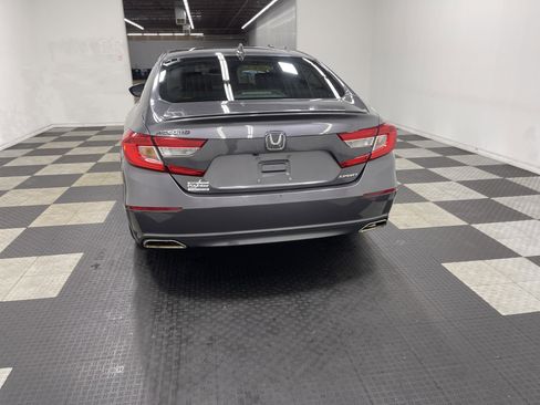 Used 2019 Honda Accord Sport image 3