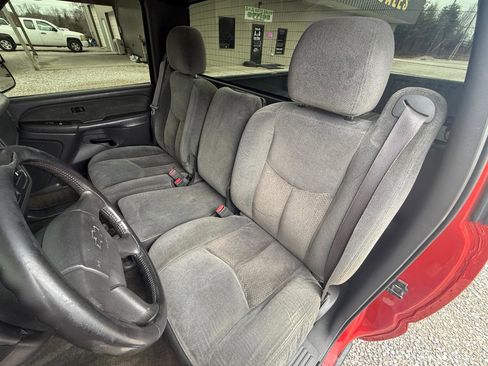 Used 2003 Chevrolet Silverado 1500 LS w/ Suspension Package, Off-Road image 5