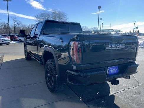 Used 2024 GMC Sierra 2500 AT4 w/ AT4 Premium Plus Package image 12