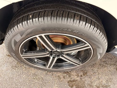 Used 2014 Mercedes-Benz ML 63 AMG 4MATIC image 50