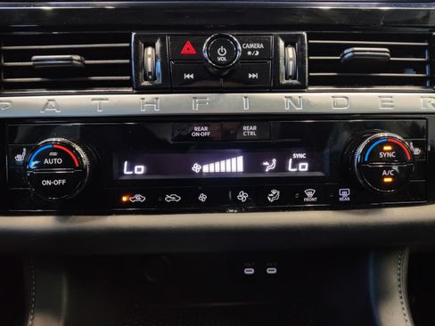 Certified 2026 Nissan Pathfinder SV FWD image 19