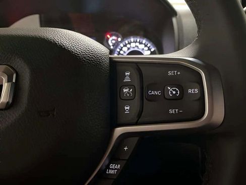 Used 2025 RAM 2500 Big Horn image 28