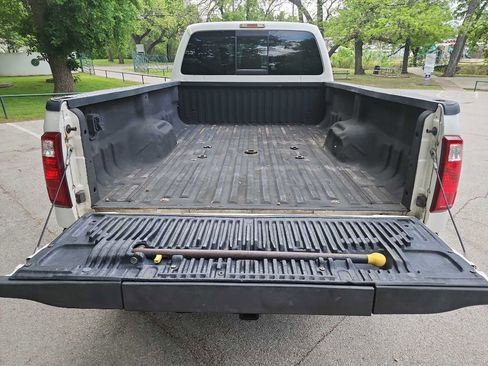 Used 2016 Ford F350 Lariat w/ Lariat Ultimate Package image 9