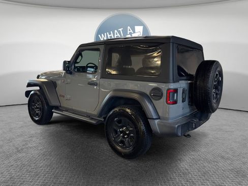 Used 2021 Jeep Wrangler Sport AWD/4WD image 6