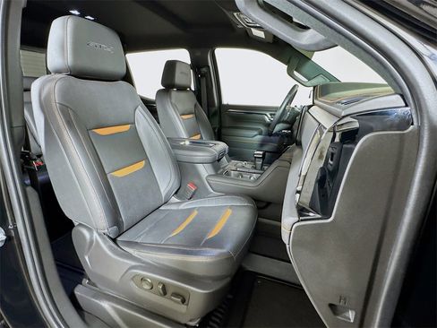 Certified 2022 GMC Sierra 1500 AT4 w/ AT4 Preferred Package image 27