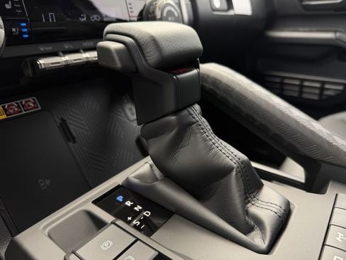 New 2026 Toyota 4Runner TRD Off-Road Premium AWD/4WD image 19