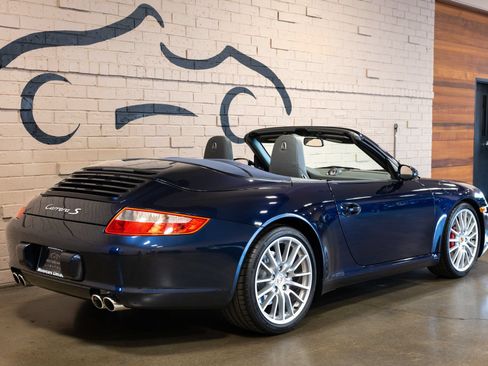 Used 2006 Porsche 911 Carrera S RWD image 5