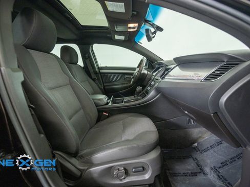 Used 2013 Ford Taurus SEL FWD image 40