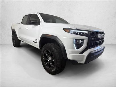 Used 2024 GMC Canyon Elevation