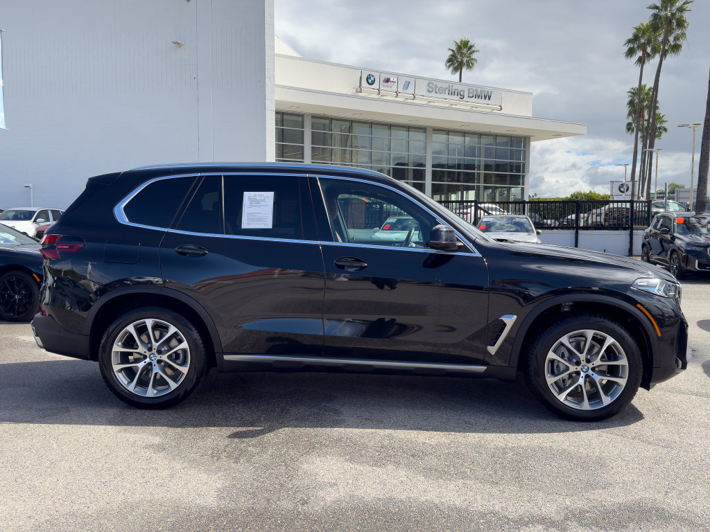 Used 2026 BMW X5 sDrive40i w/ Parking Assistance Package RWD image 4
