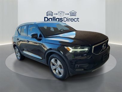 Used 2021 Volvo XC40 T5 Momentum