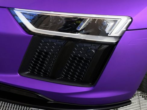 Used 2017 Audi R8 V10 w/ Carbon Exterior Package image 50