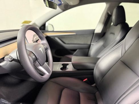 Used 2022 Tesla Model Y Long Range AWD/4WD image 20