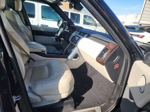 Used 2019 Land Rover Range Rover HSE image 5