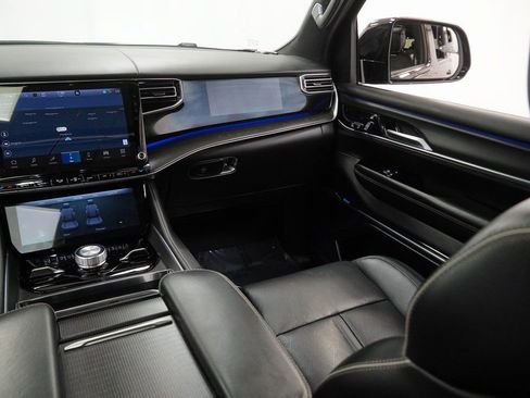 Certified 2024 Jeep Grand Wagoneer Series II w/ Quick Order Packagew 28T image 27