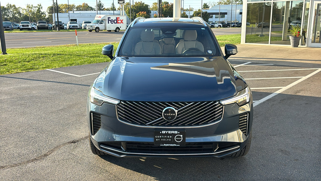 Certified 2026 Volvo XC90 B6 Plus AWD/4WD image 5