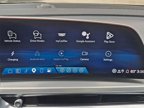 New 2026 Cadillac Lyriq Luxury w/ LPO, Floor Liner Package AWD/4WD image 16