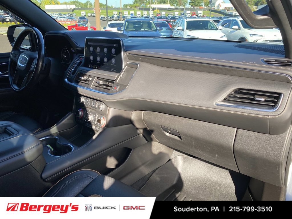 Used 2021 GMC Yukon XL AT4 w/ AT4 Premium Plus Package AWD/4WD image 33