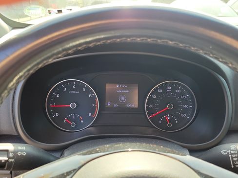 Used 2022 Kia Sportage EX FWD image 11