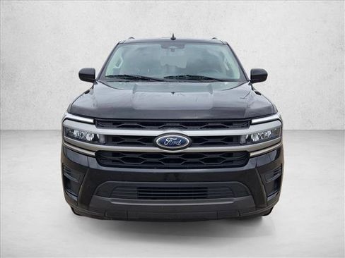 Used 2024 Ford Expedition Max XLT AWD/4WD image 2