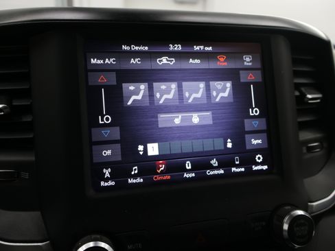 Used 2020 RAM 1500 Big Horn AWD/4WD image 47