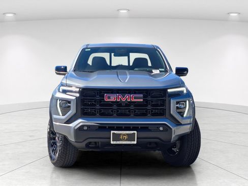 New 2026 GMC Canyon Elevation w/ Convenience Package RWD image 2