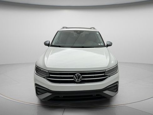 Used 2024 Volkswagen Tiguan Wolfsburg Edition FWD image 2