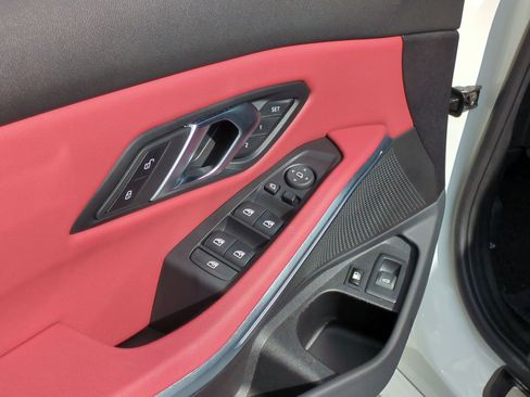 Certified 2024 BMW 330e w/ Convenience Package image 15