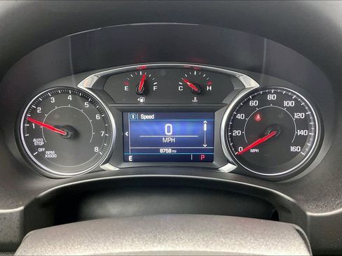 Used 2024 GMC Terrain SLE w/ Driver Convenience Package image 20