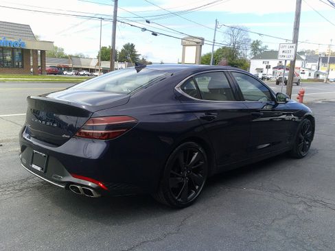 Used 2023 Genesis G70 2.0T w/ Sport Prestige Package AWD/4WD image 9