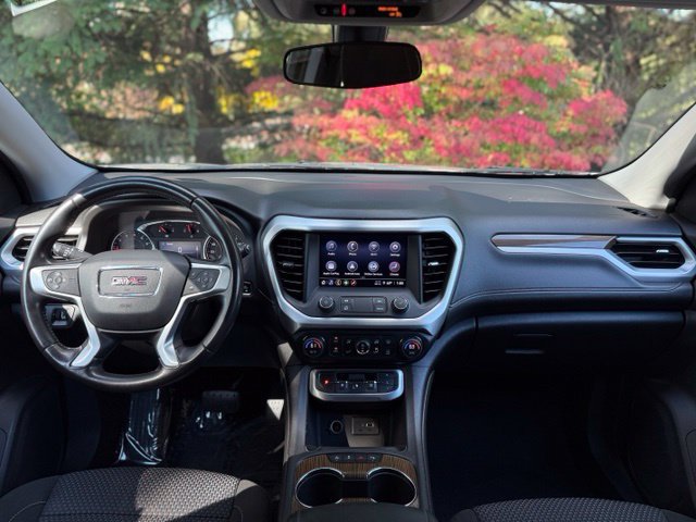 Used 2020 GMC Acadia SLE FWD image 17