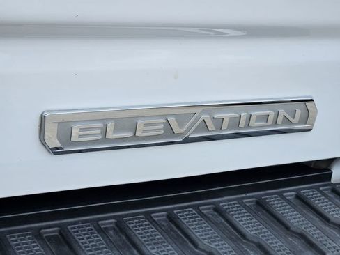 Used 2022 GMC Sierra 1500 Elevation w/ LPO, Elevation Black Package RWD image 9