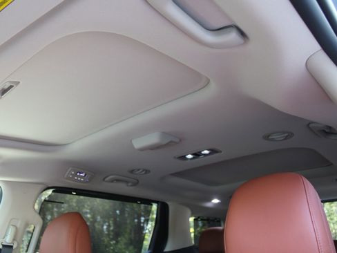 New 2026 Kia Carnival SX image 70