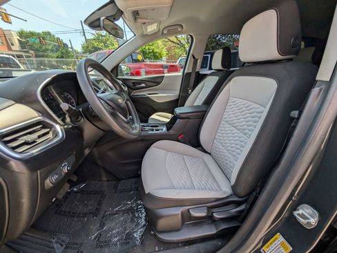 Used 2020 Chevrolet Equinox LS FWD image 14