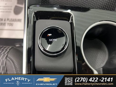New 2026 Chevrolet Equinox LT FWD image 29