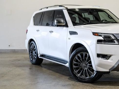 Used 2022 Nissan Armada Platinum w/ Captain's Chairs Package image 23