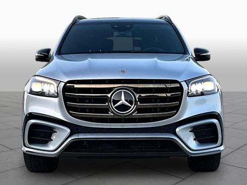 Used 2026 Mercedes-Benz GLS 450 4MATIC image 8
