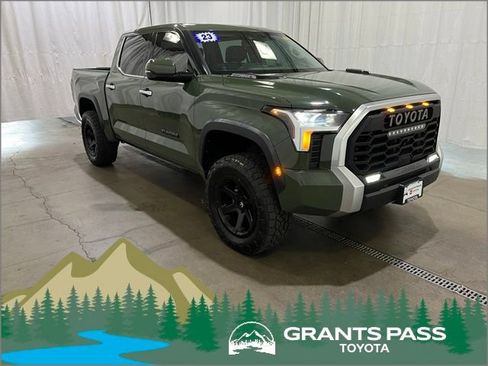 Used 2023 Toyota Tundra Limited AWD/4WD image 1