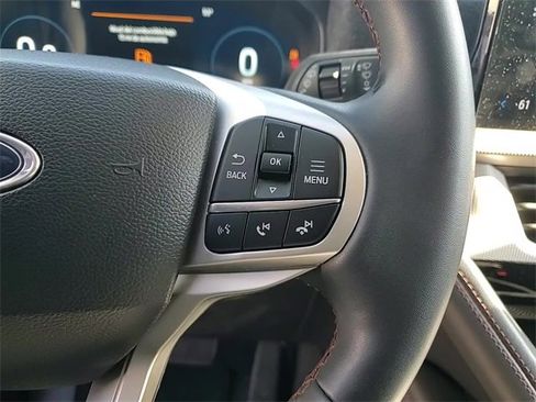 Used 2025 Ford Explorer Active image 15