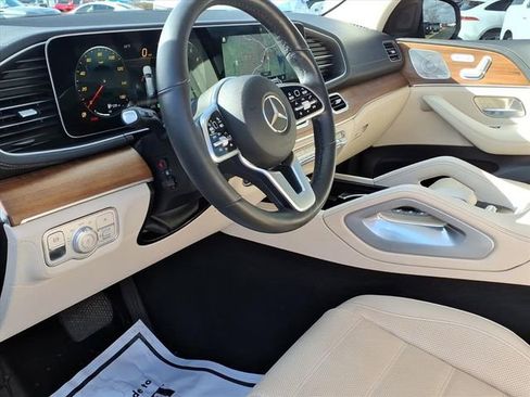 Used 2022 Mercedes-Benz GLS 450 GLS 450 image 8