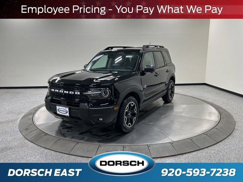 New 2026 Ford Bronco Sport Outer Banks w/ Outer Banks Tech Package+ AWD/4WD image 1