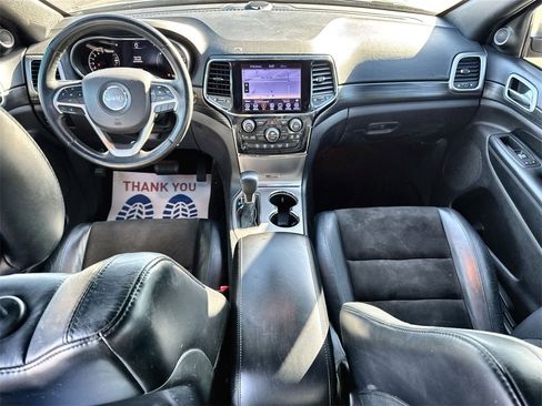 Used 2019 Jeep Grand Cherokee Altitude image 26