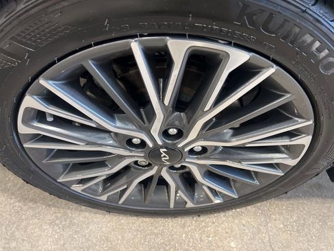 Certified 2024 Kia Forte GT-Line w/ GT-Line Premium Package image 39