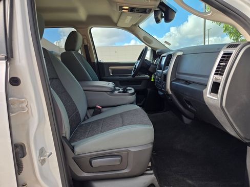 Used 2015 RAM 1500 Lone Star RWD image 27