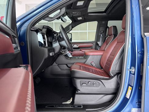 Certified 2024 GMC Sierra 2500 Denali Ultimate w/ Snow Plow Prep/Camper Package AWD/4WD image 11