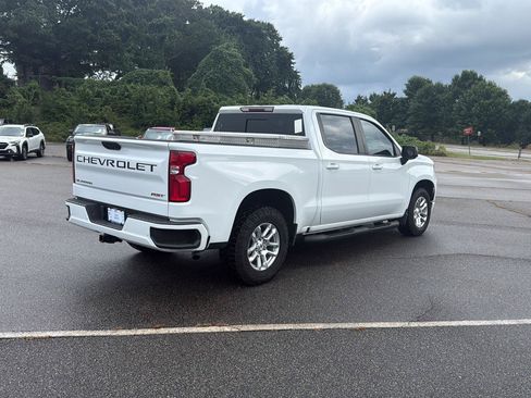 Used 2024 Chevrolet Silverado 1500 RST w/ Convenience Package II RWD image 4