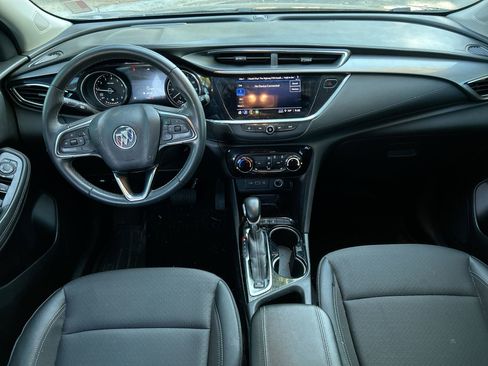 Used 2022 Buick Encore GX Preferred w/ Cold Weather Comfort Package image 18