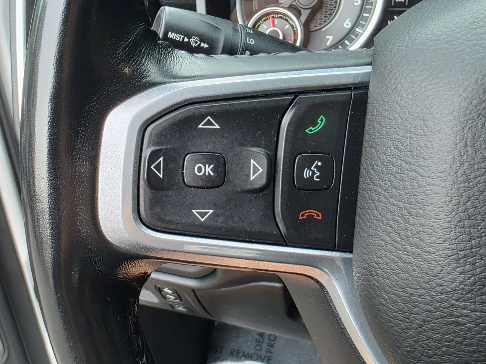 Used 2020 RAM 1500 Laramie w/ Sport Appearance Package AWD/4WD image 19