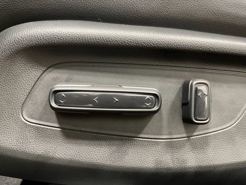 New 2026 Honda HR-V EX-L image 13